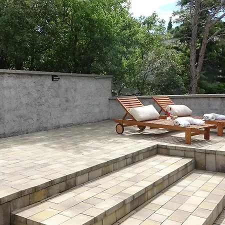 35 Meters From Sea Apartment Keser And House Karlobag Exterior photo