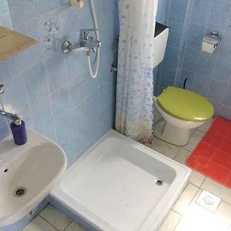 35 Meters From Sea Apartment Keser And House Karlobag Room photo