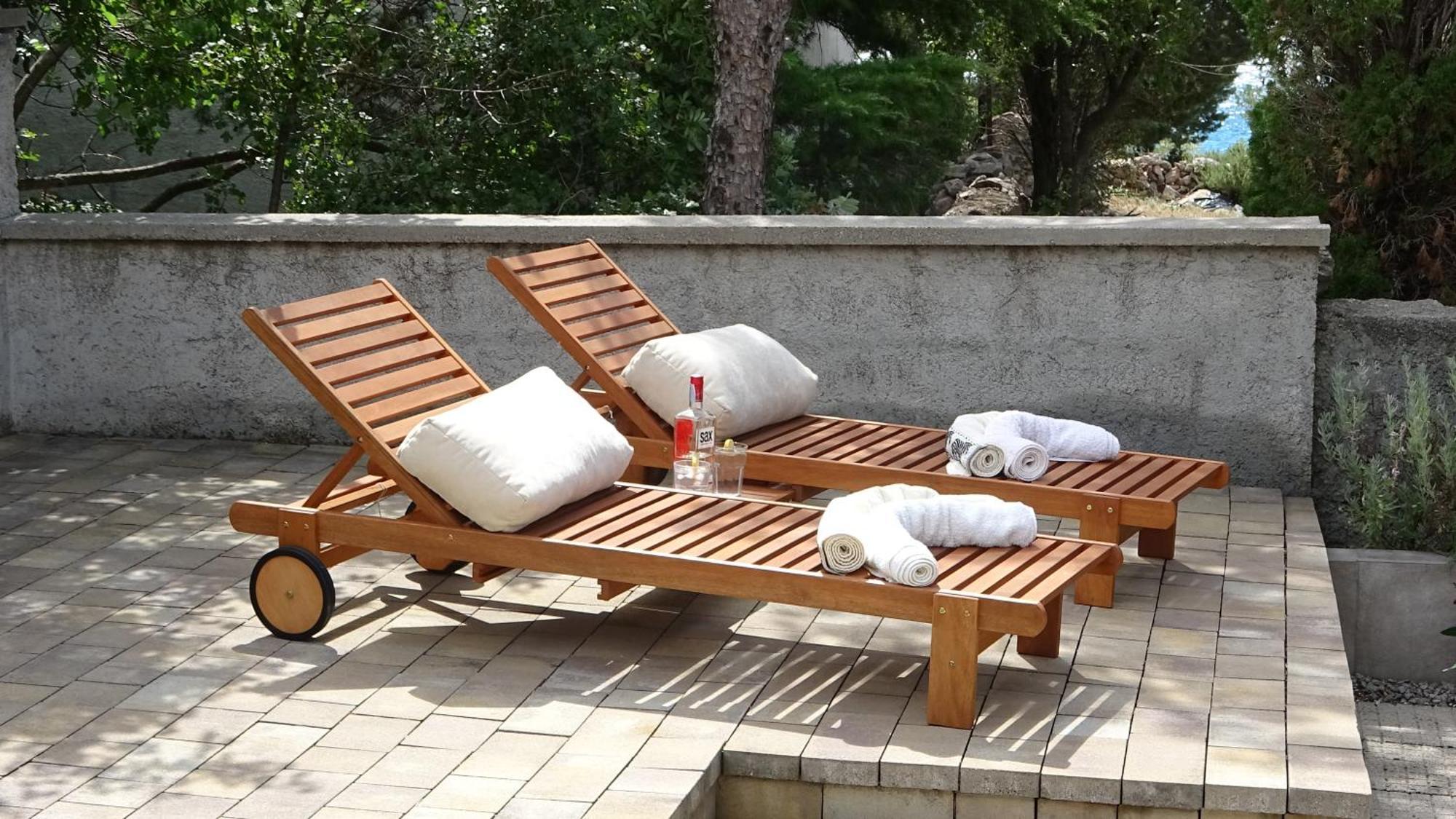 35 Meters From Sea Keser And House Karlobag