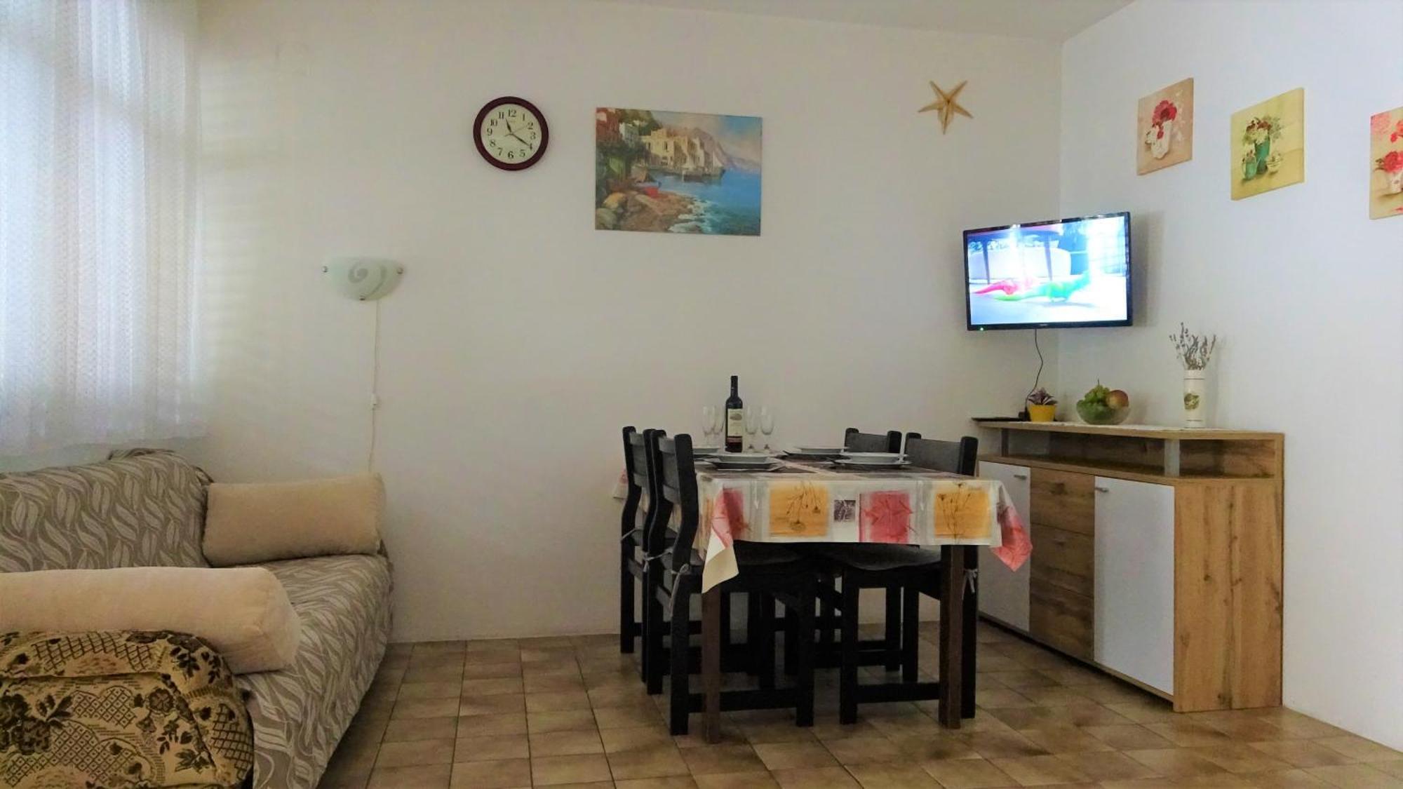 35 Meters From Sea Keser And House