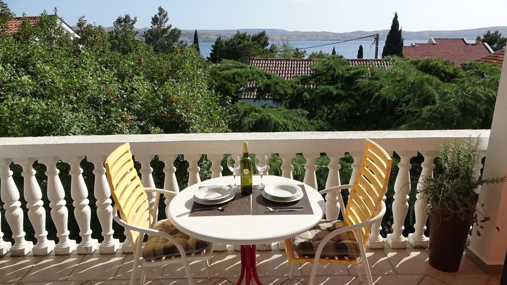 Apartment 35 Meters From Sea Keser And House